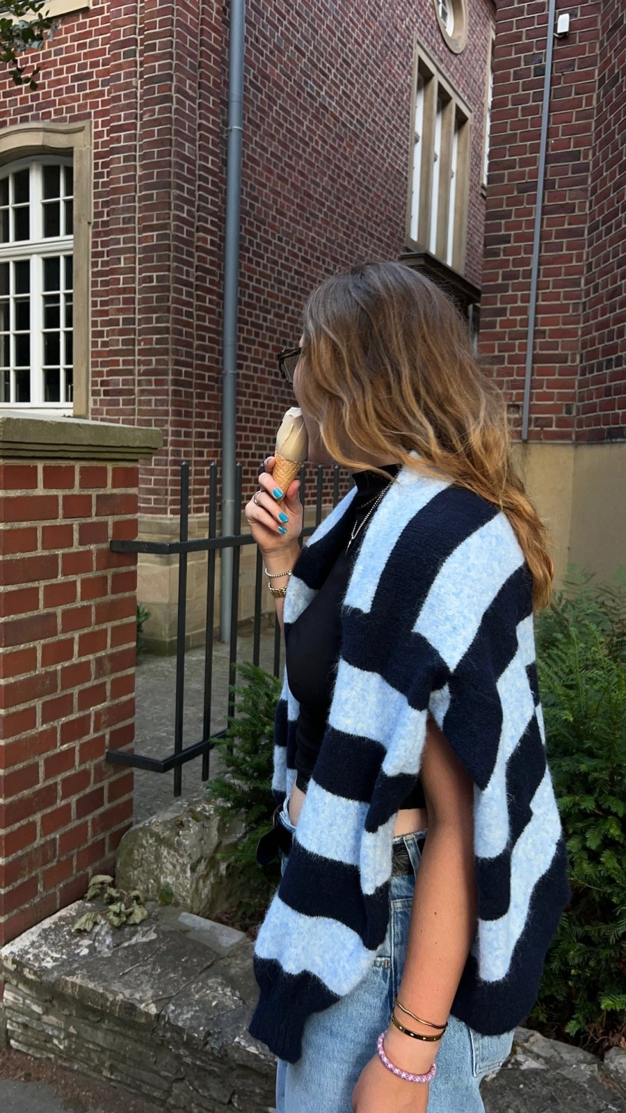 Button Strickjacke mit breiten Streifen - Switch-Fashion