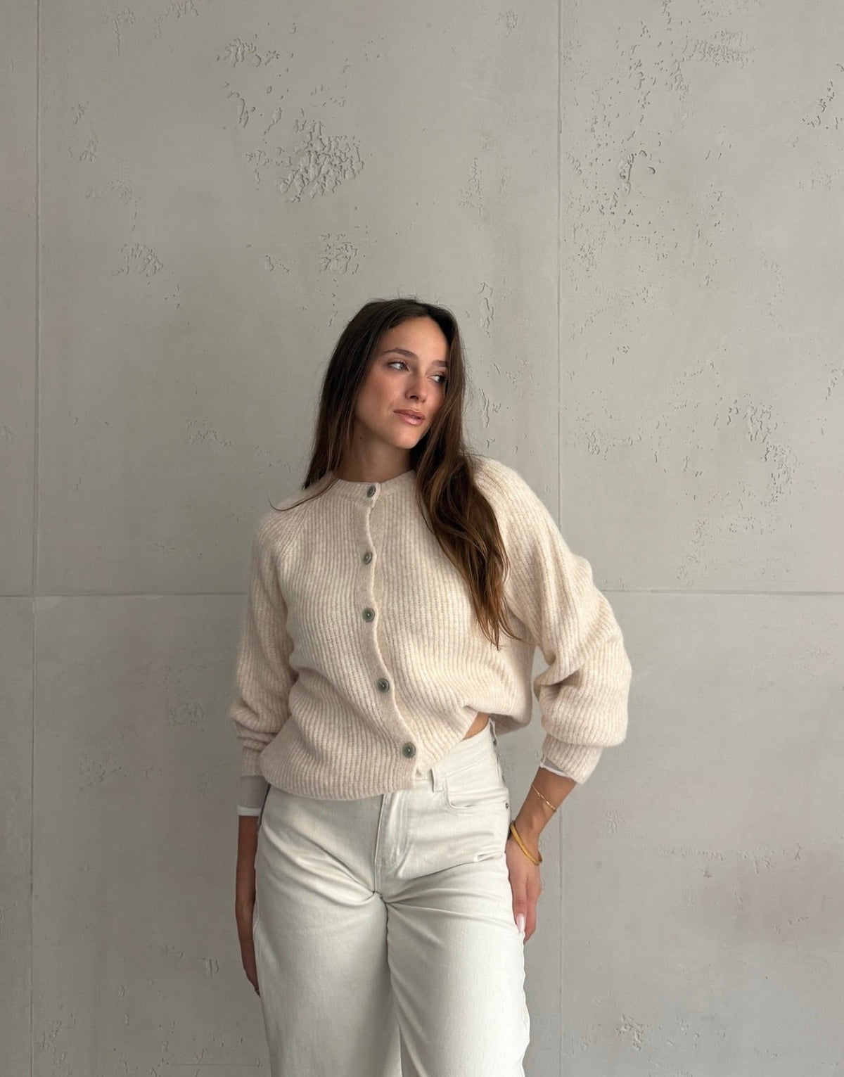 Gerippte Strickjacke mit Knopfleiste - Switch-Fashion