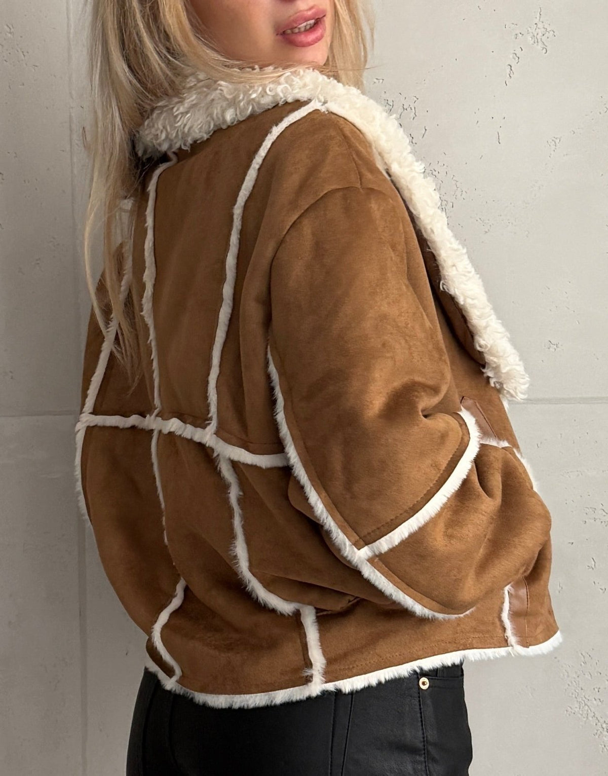 Jacke im Lammfell-Look mit Doppelreiher - Switch-Fashion