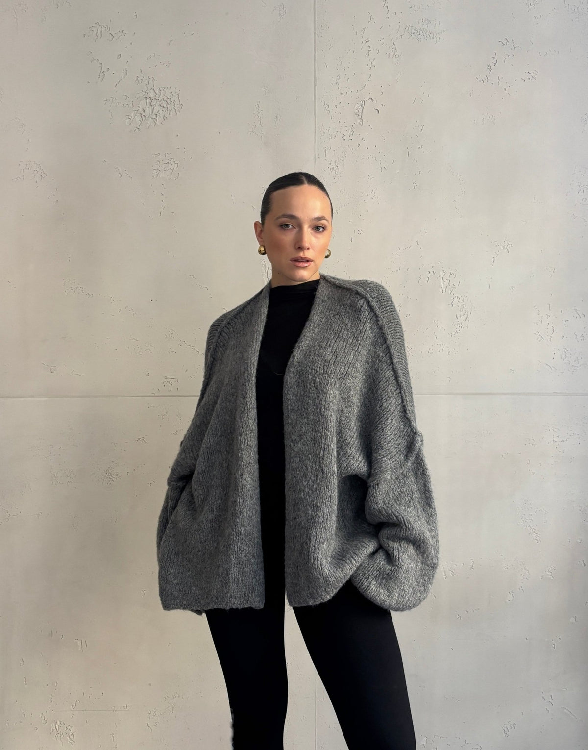 Oversize Strickjacke mit Außennaht - Switch - Fashion