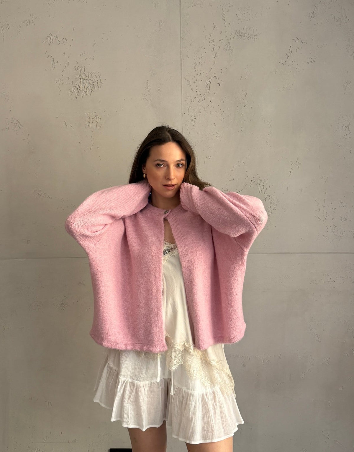 Strickjacke mit einem Knopf und weitem Arm - Switch - Fashion