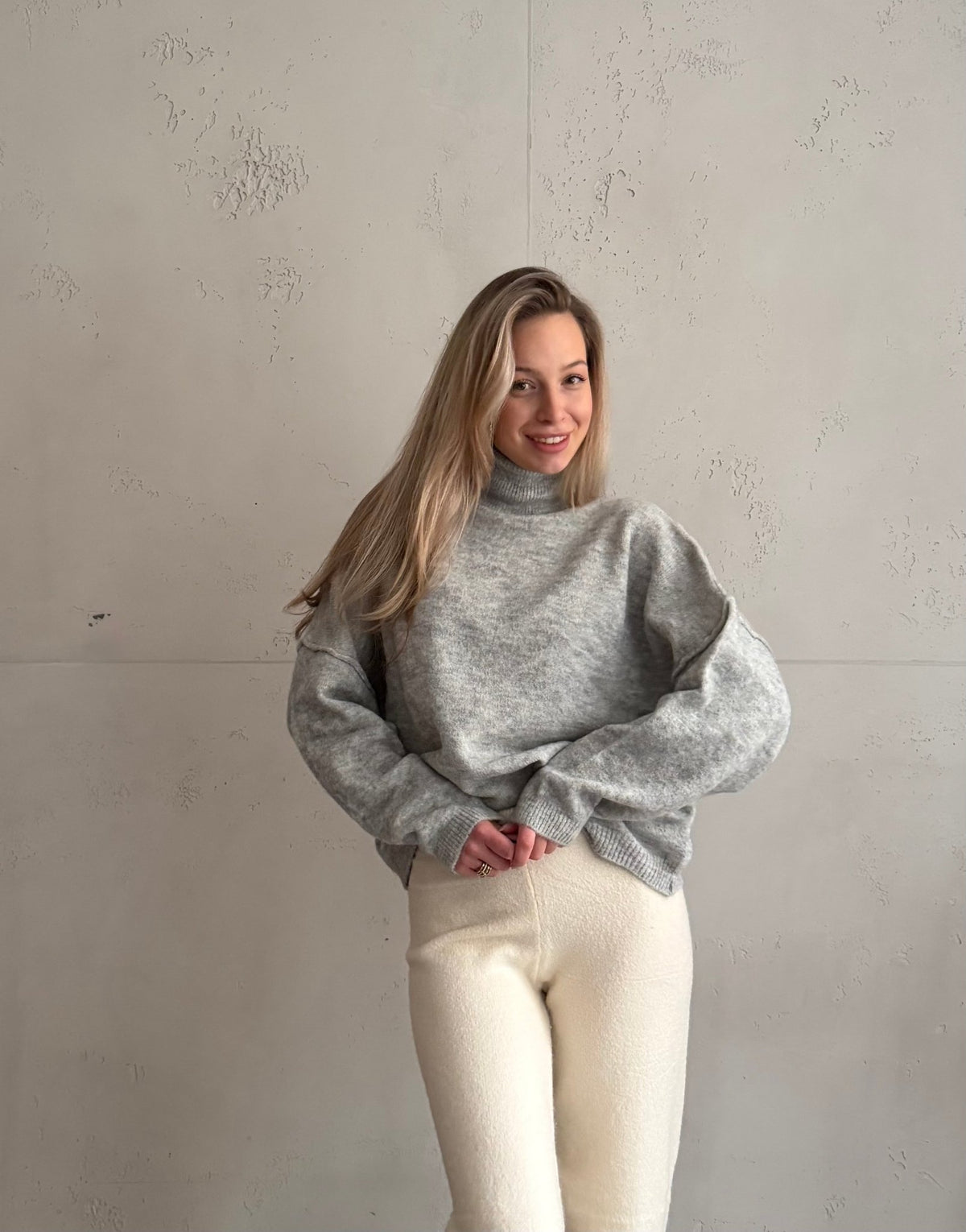 Weicher Switch Rollkragenpullover mit dezenter Außennaht - Switch - Fashion