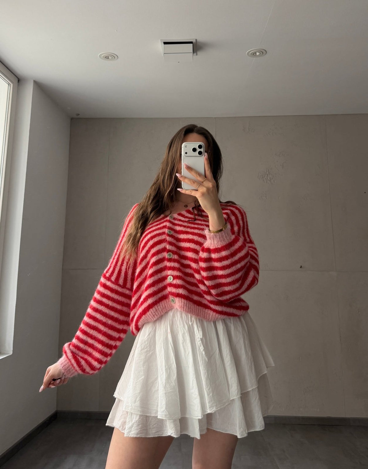 Gestreifte Strickjacke mit V - Ausschnitt - Switch - Fashion
