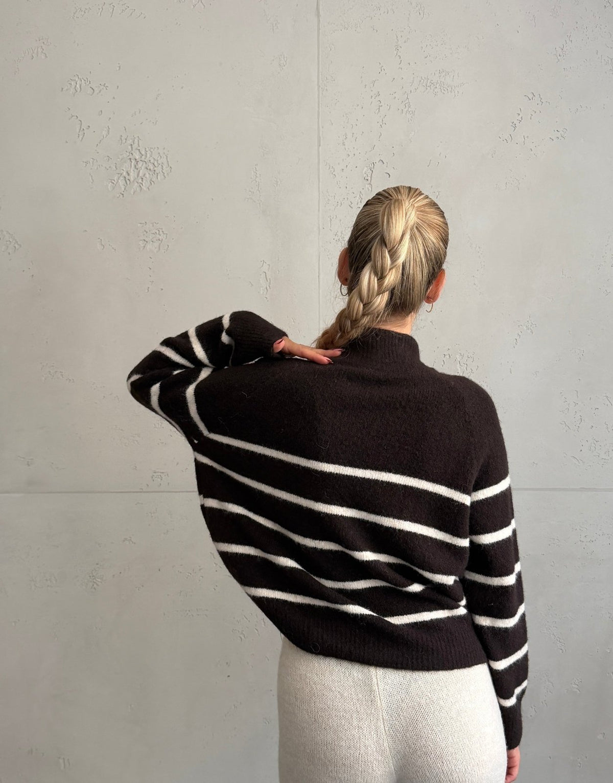 Gestreifter Quarterzip-Pullover mit Stehkragen - Switch-Fashion