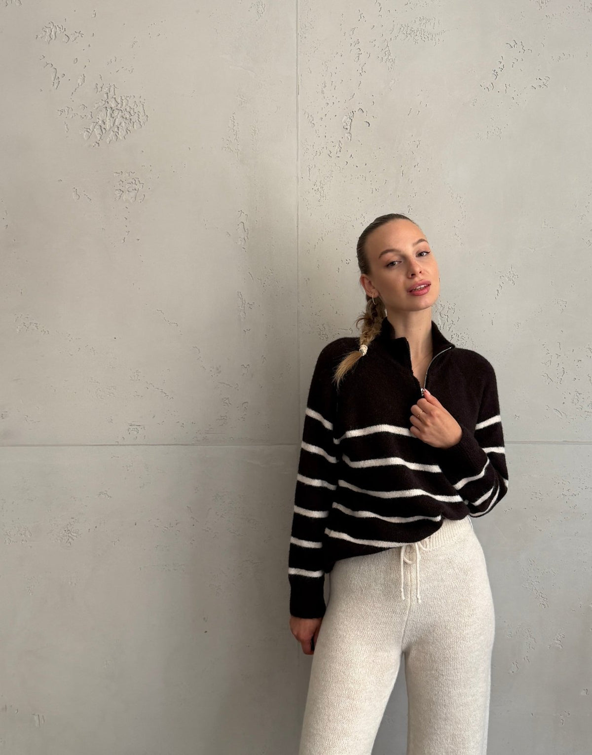 Gestreifter Quarterzip-Pullover mit Stehkragen - Switch-Fashion