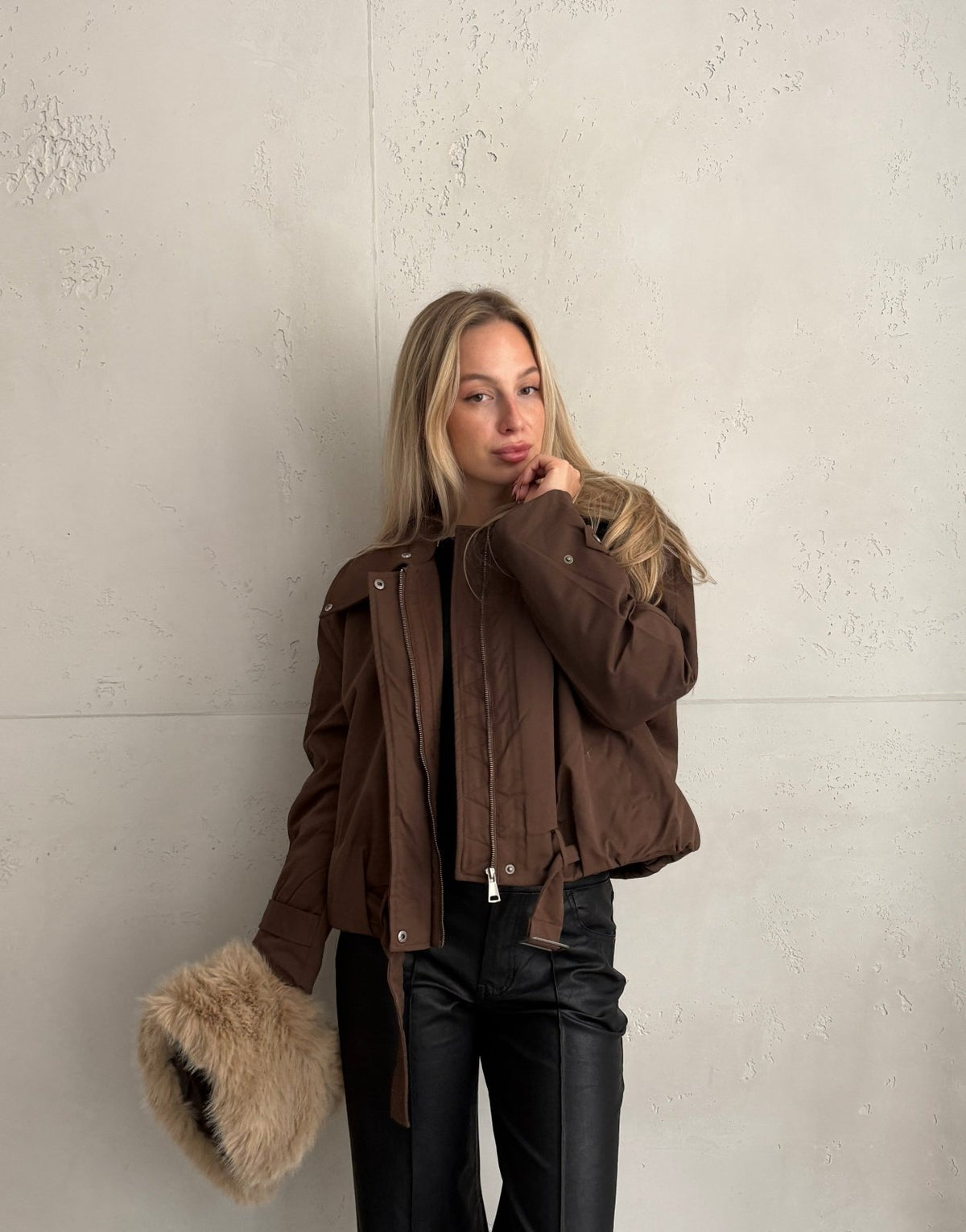 Jacke mit abnehmbarem Fellkragen - Switch-Fashion