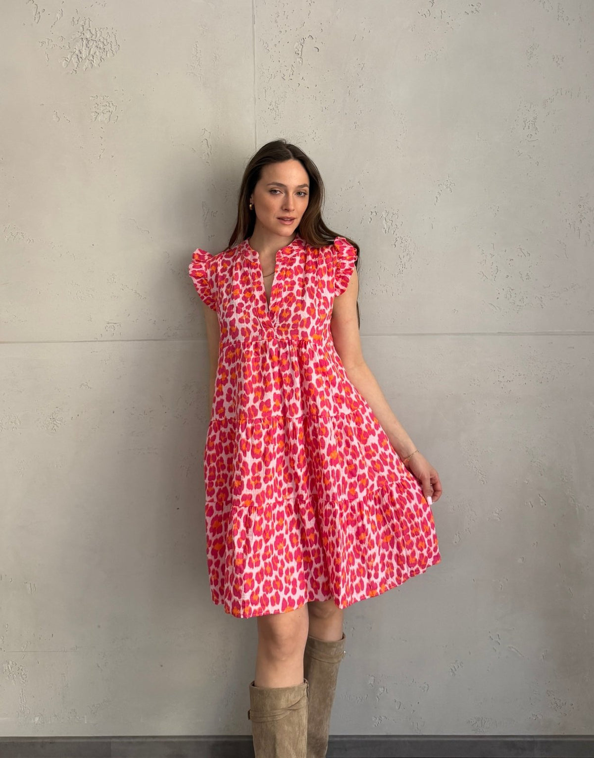 Kurzes Leo - Musselinkleid mit dezentem Rückenausschnitt - Switch - Fashion
