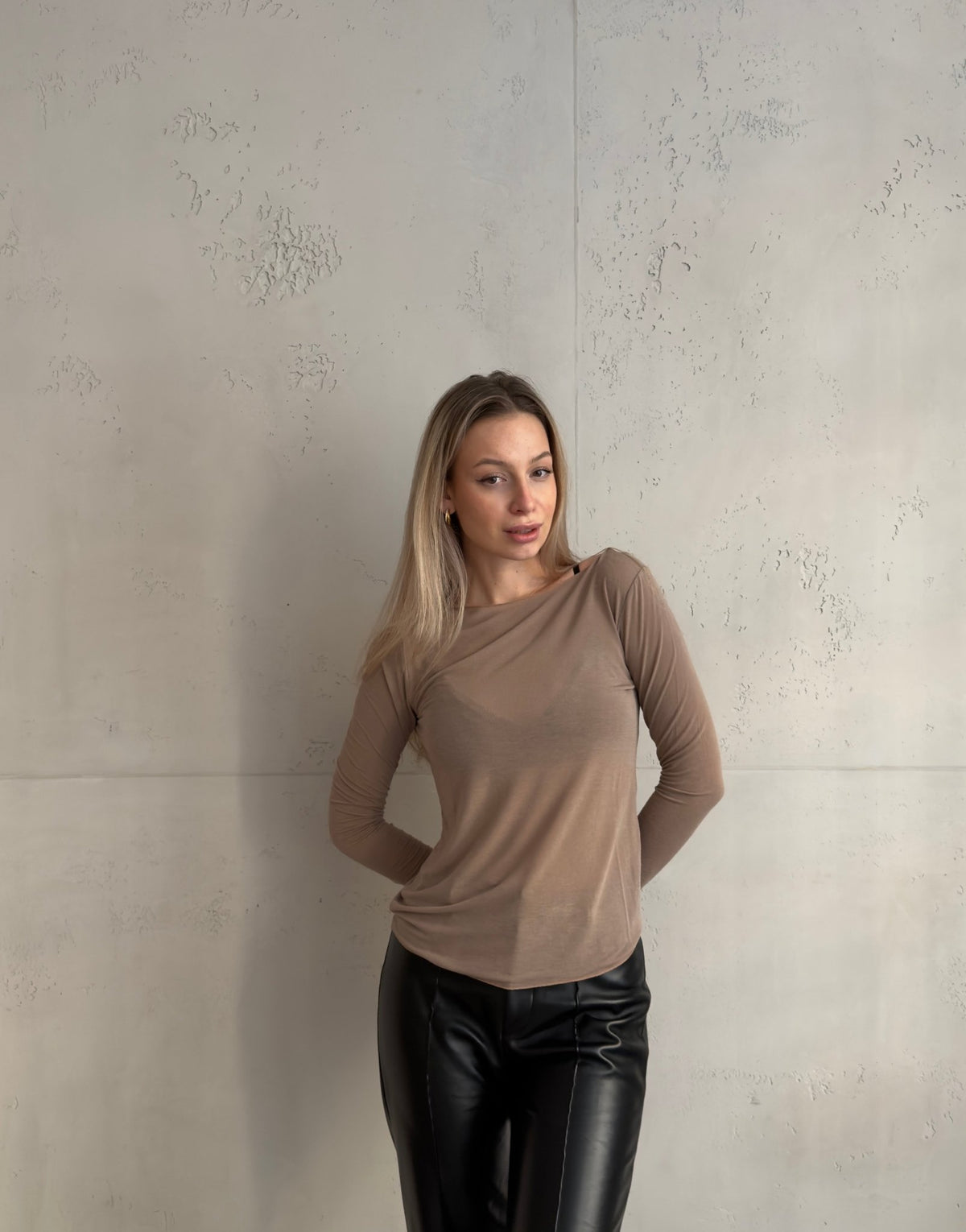 Luxury Basic: Longsleeve mit Cashmere - Blend - Switch - Fashion