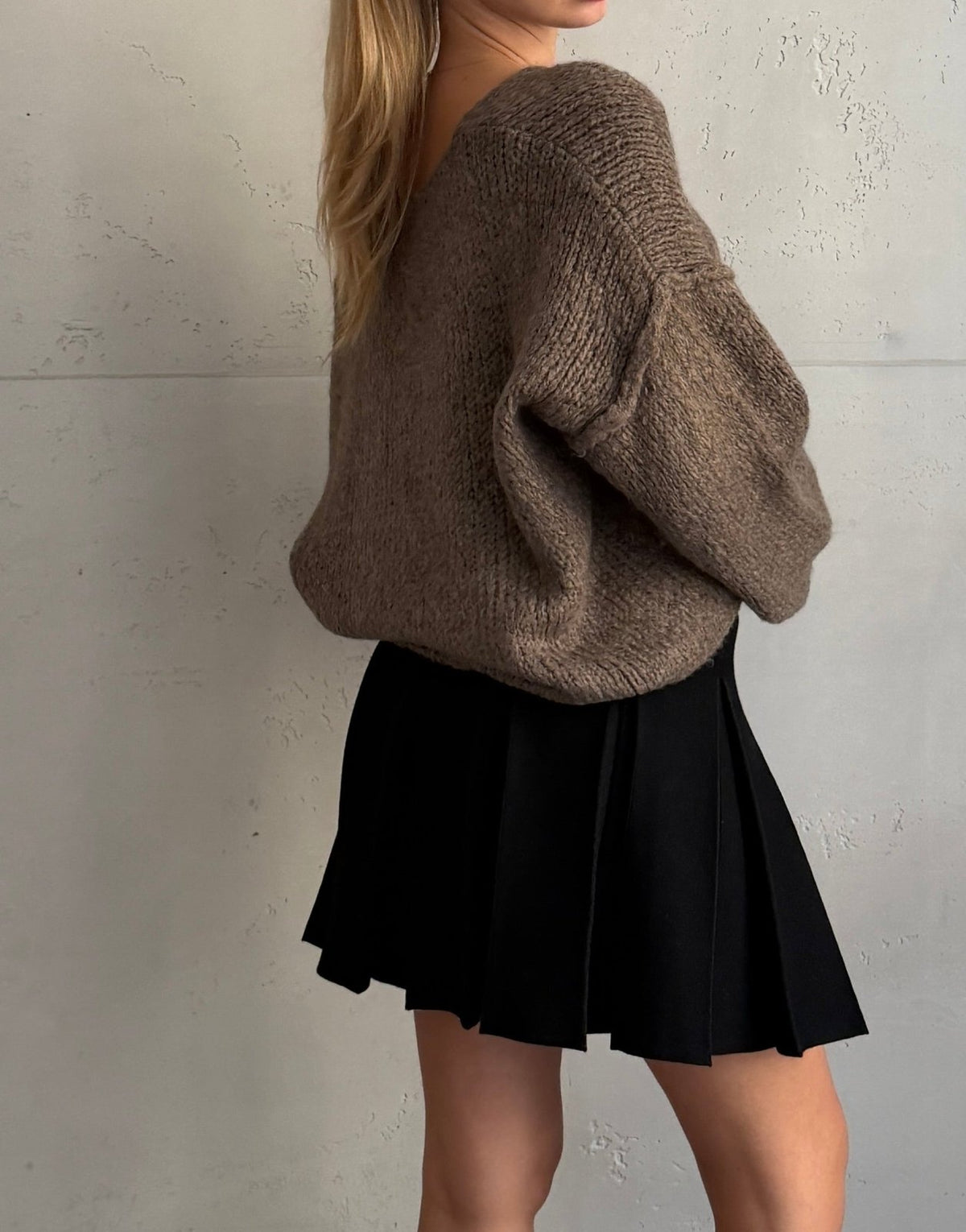 Oversize Pullover mit V-Ausschnitt - Switch-Fashion