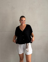 Oversized Pullunder mit Knopfleiste und V-Ausschnitt in Mohair