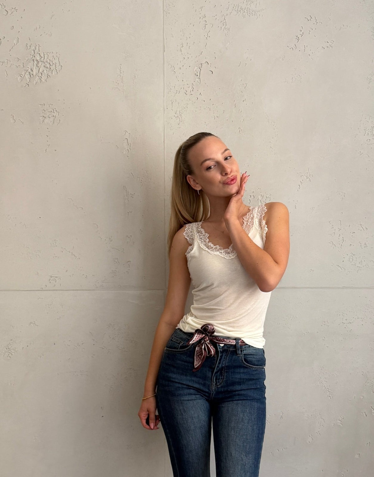 Spitzentop mit Cashmere-Anteil - Switch-Fashion