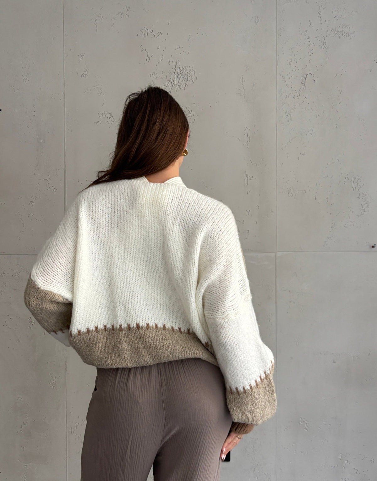Strickjacke mit Kontrastnaht - Colorblock Detail 2